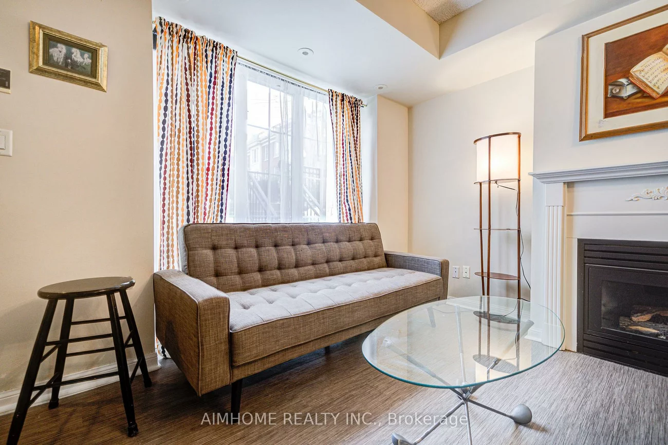 3, Everson, Willowdale East, Toronto