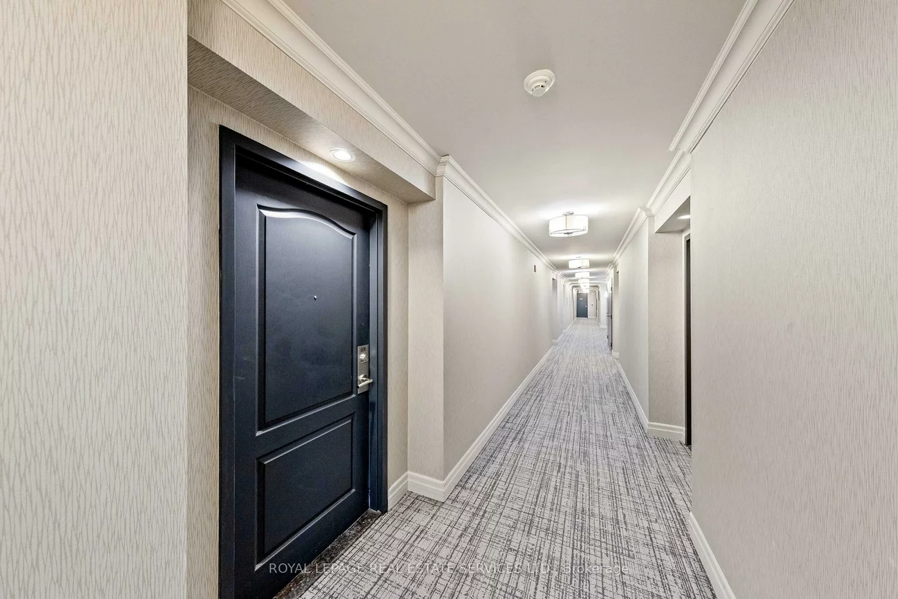 18, Wanless, Lawrence Park North, Toronto