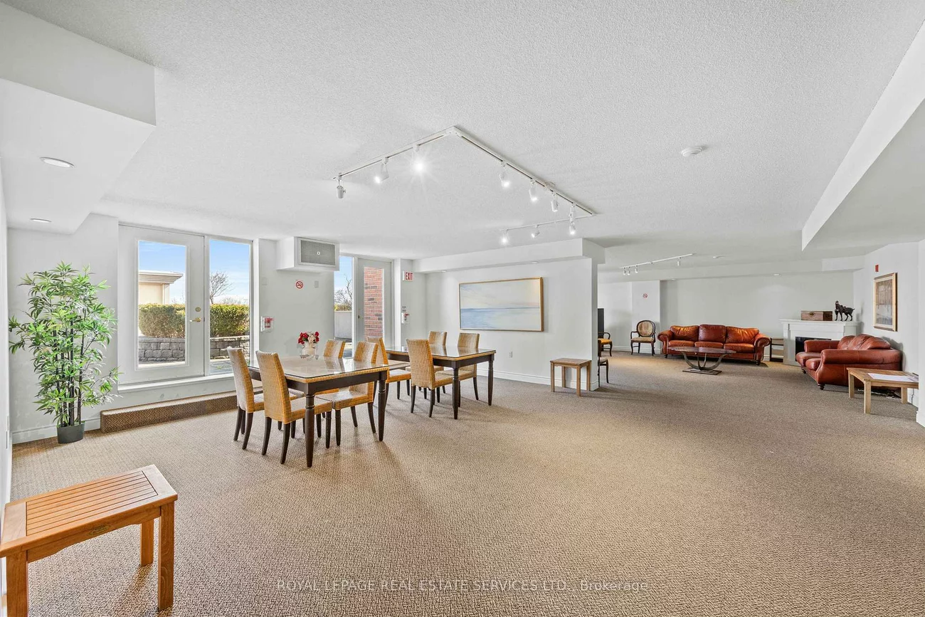 18, Wanless, Lawrence Park North, Toronto