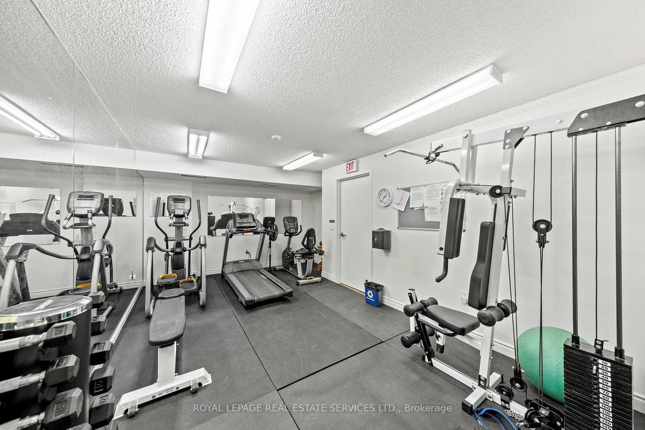 18, Wanless, Lawrence Park North, Toronto