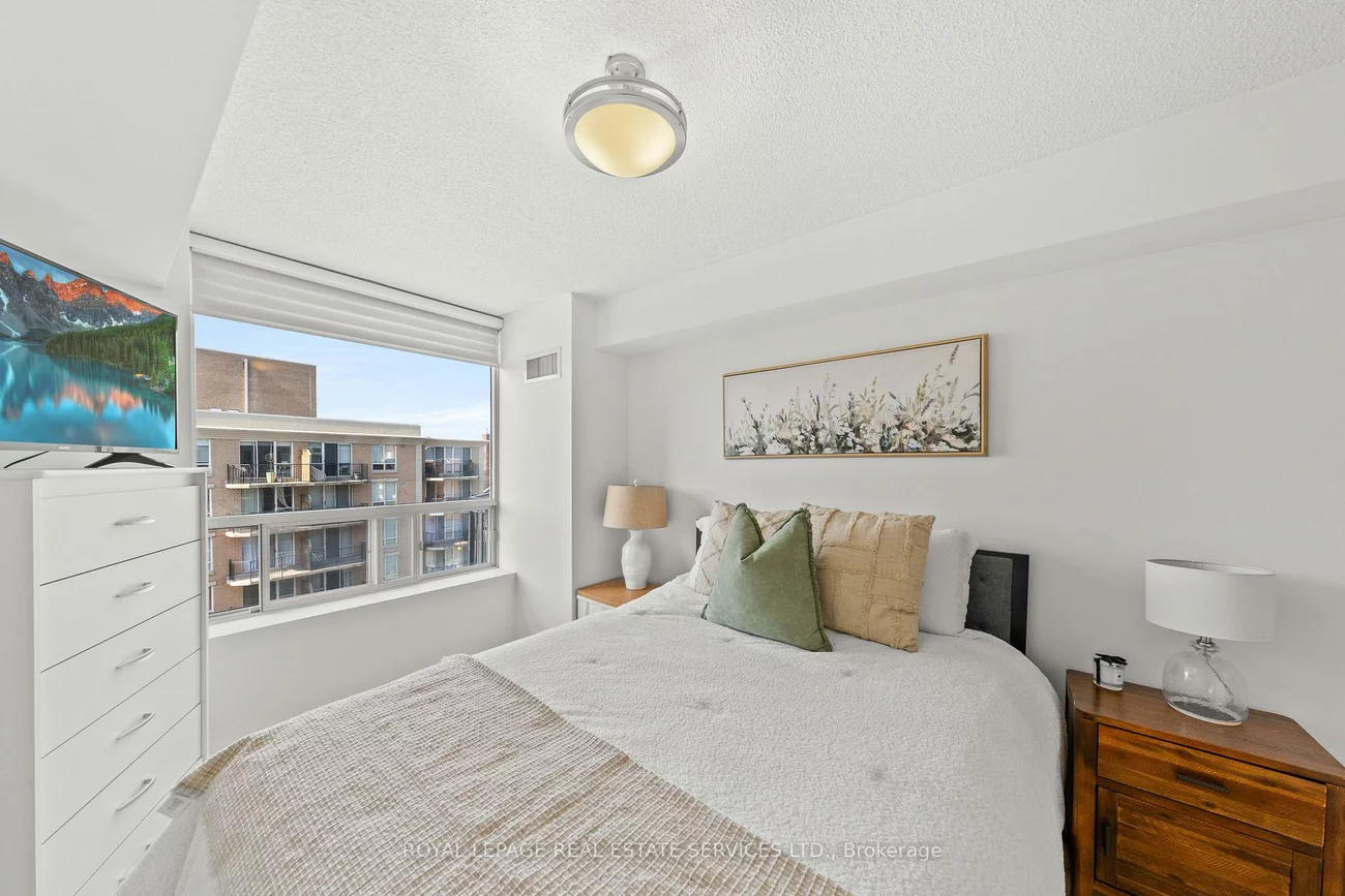 18, Wanless, Lawrence Park North, Toronto