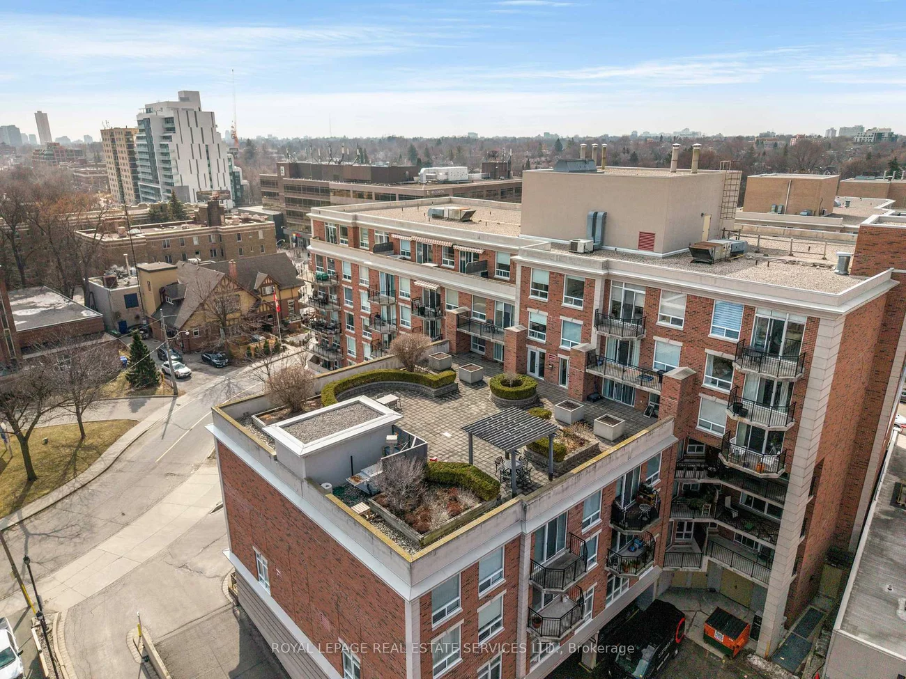 18, Wanless, Lawrence Park North, Toronto