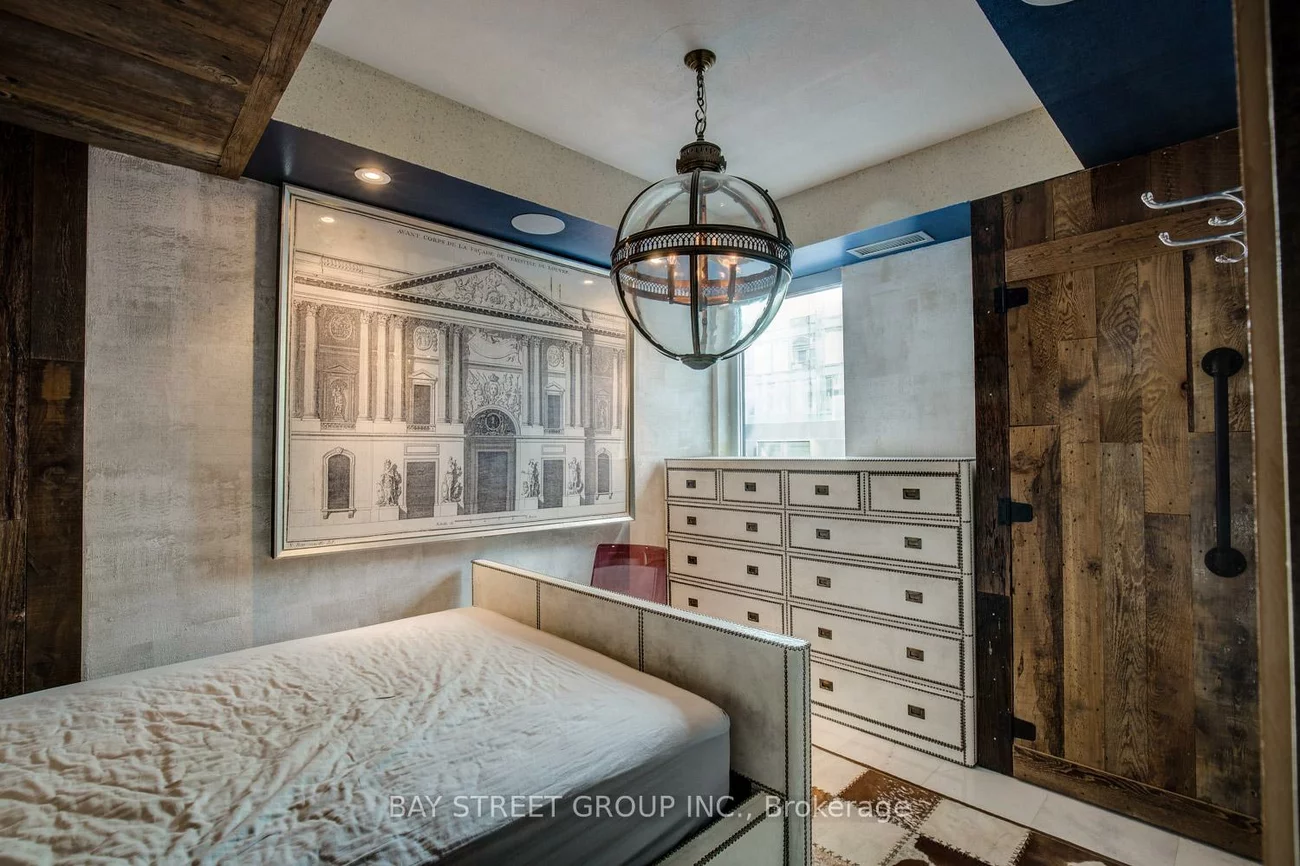 68, Yorkville, Annex, Toronto