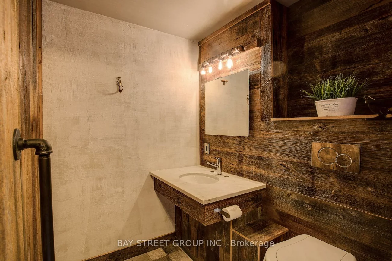 68, Yorkville, Annex, Toronto