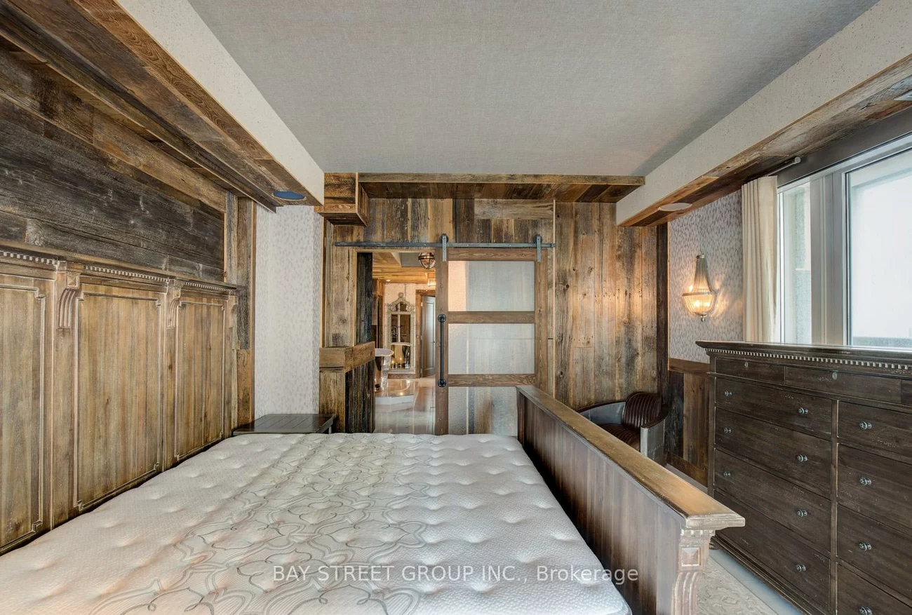 68, Yorkville, Annex, Toronto