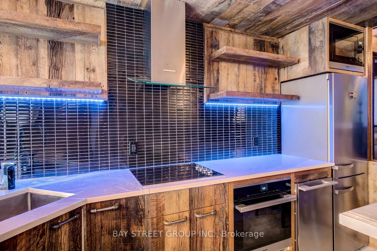 68, Yorkville, Annex, Toronto