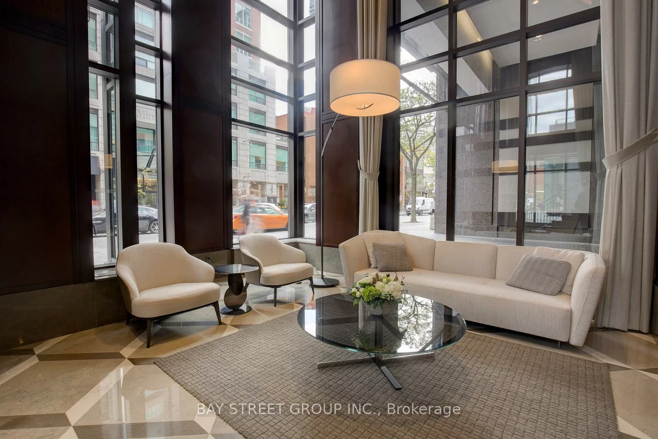 68, Yorkville, Annex, Toronto