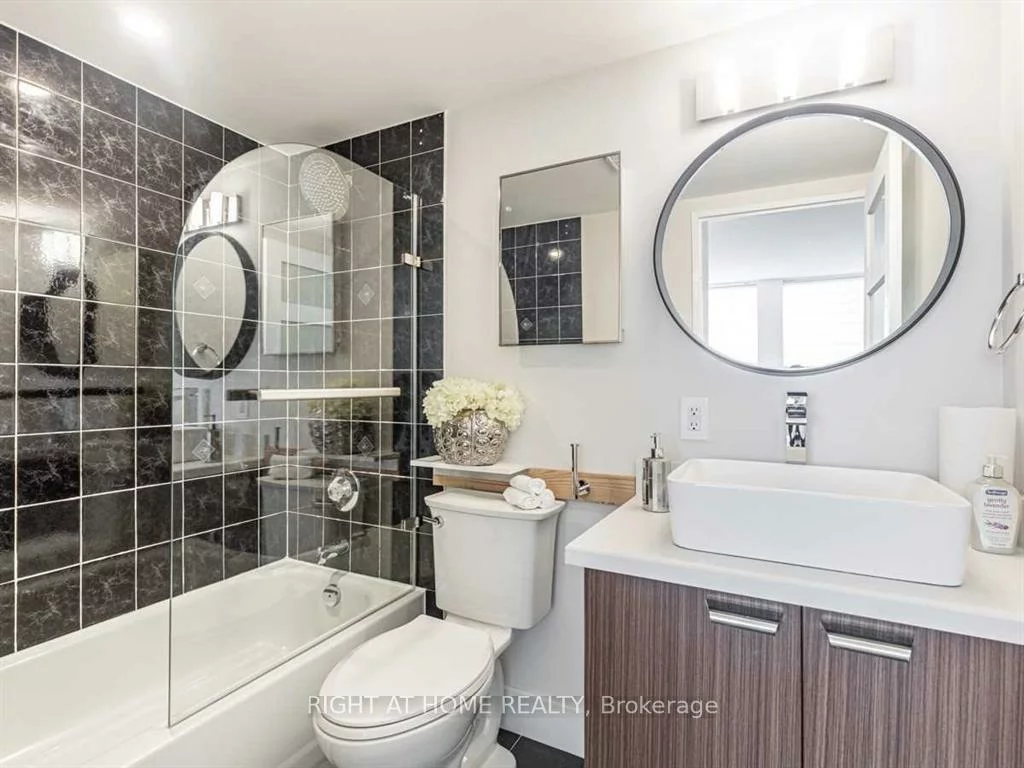 555, Wilson Hts, Clanton Park, Toronto