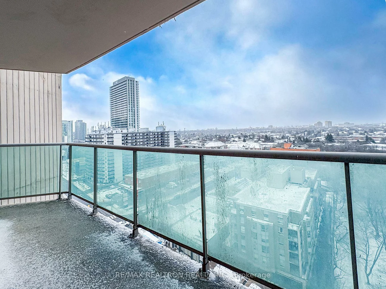 5949, Yonge, Newtonbrook East, Toronto