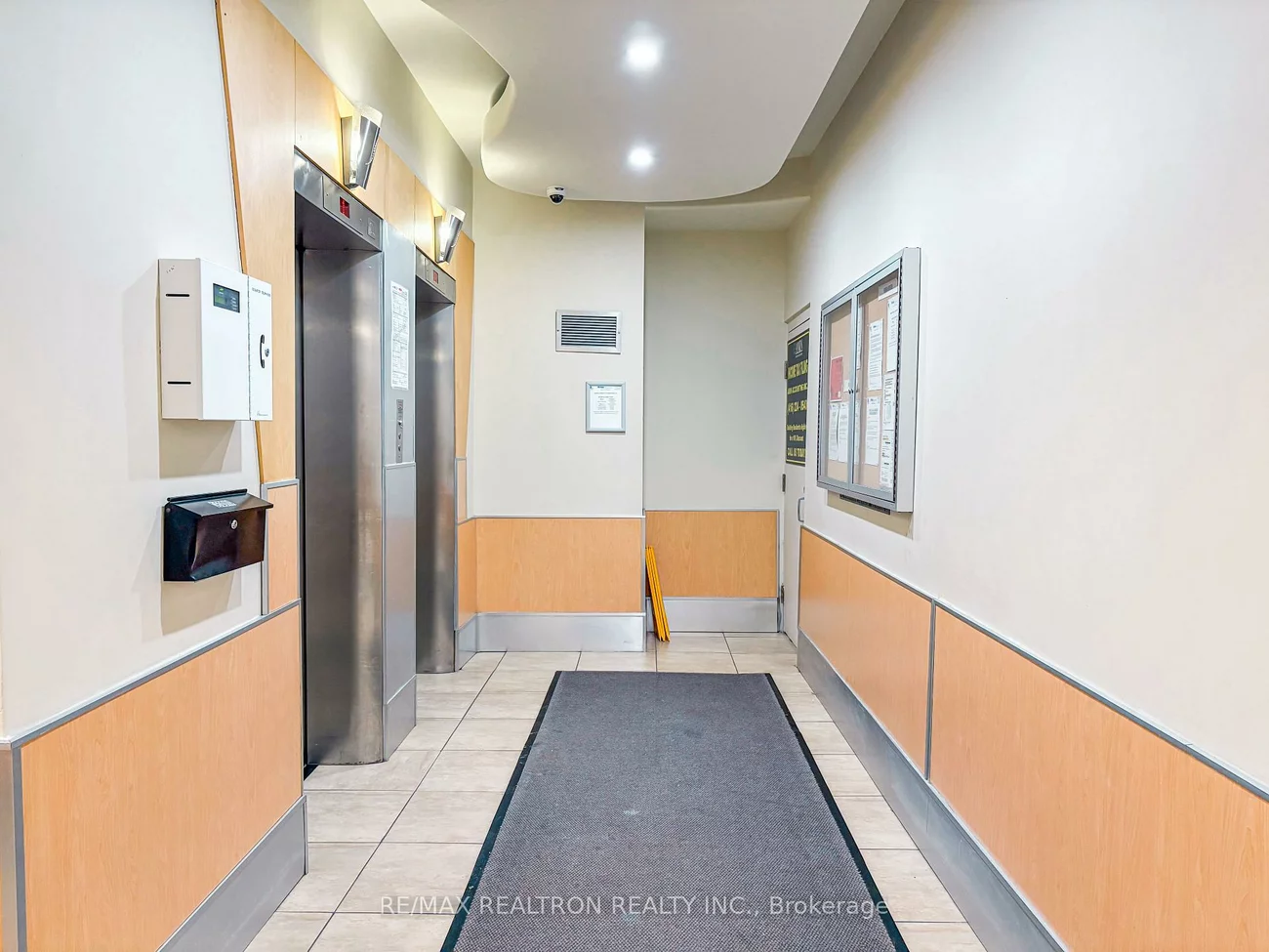 5949, Yonge, Newtonbrook East, Toronto