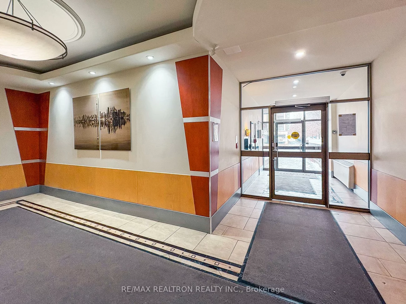 5949, Yonge, Newtonbrook East, Toronto