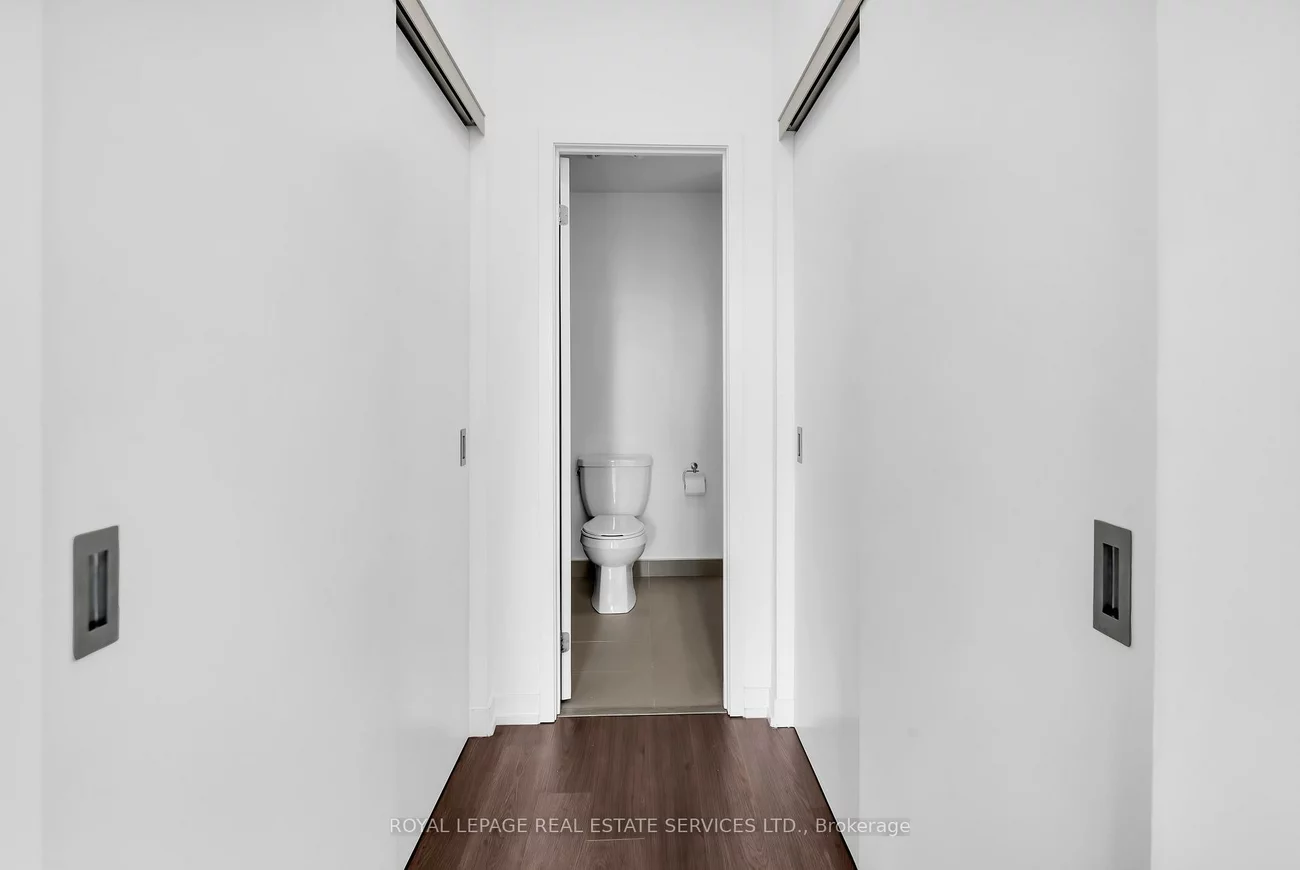 98, Lillian, Mount Pleasant West, Toronto