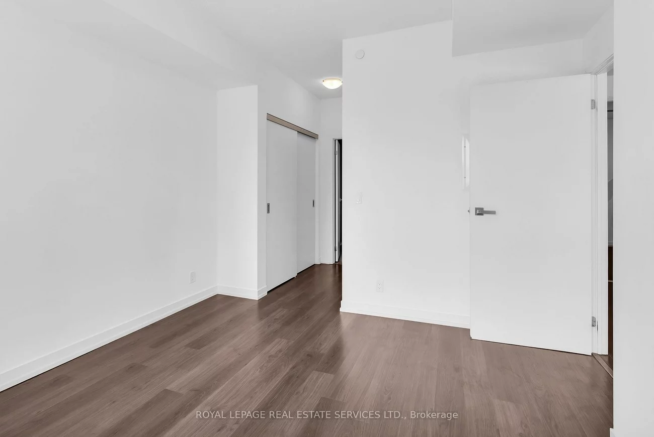 98, Lillian, Mount Pleasant West, Toronto