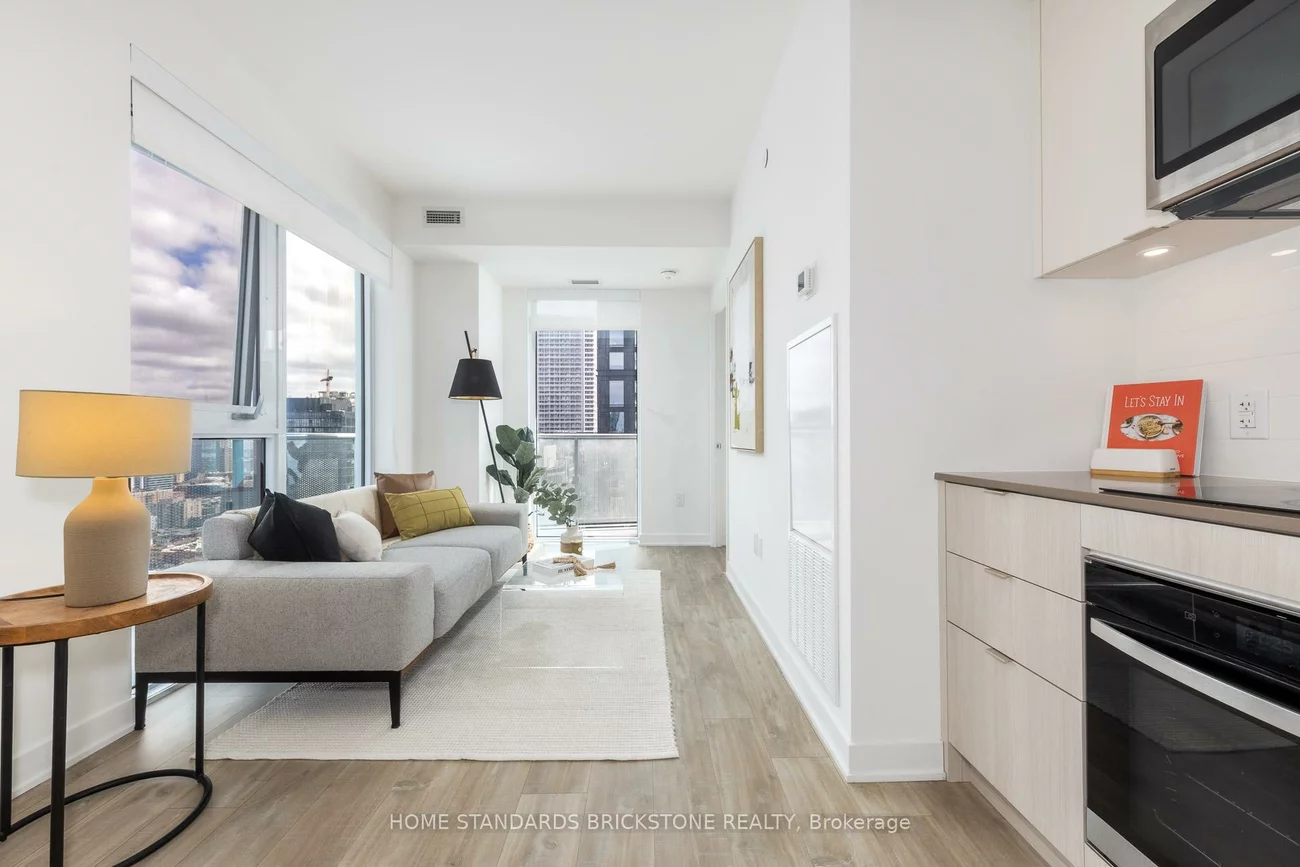 100, DALHOUSIE, Church-Yonge Corridor, Toronto