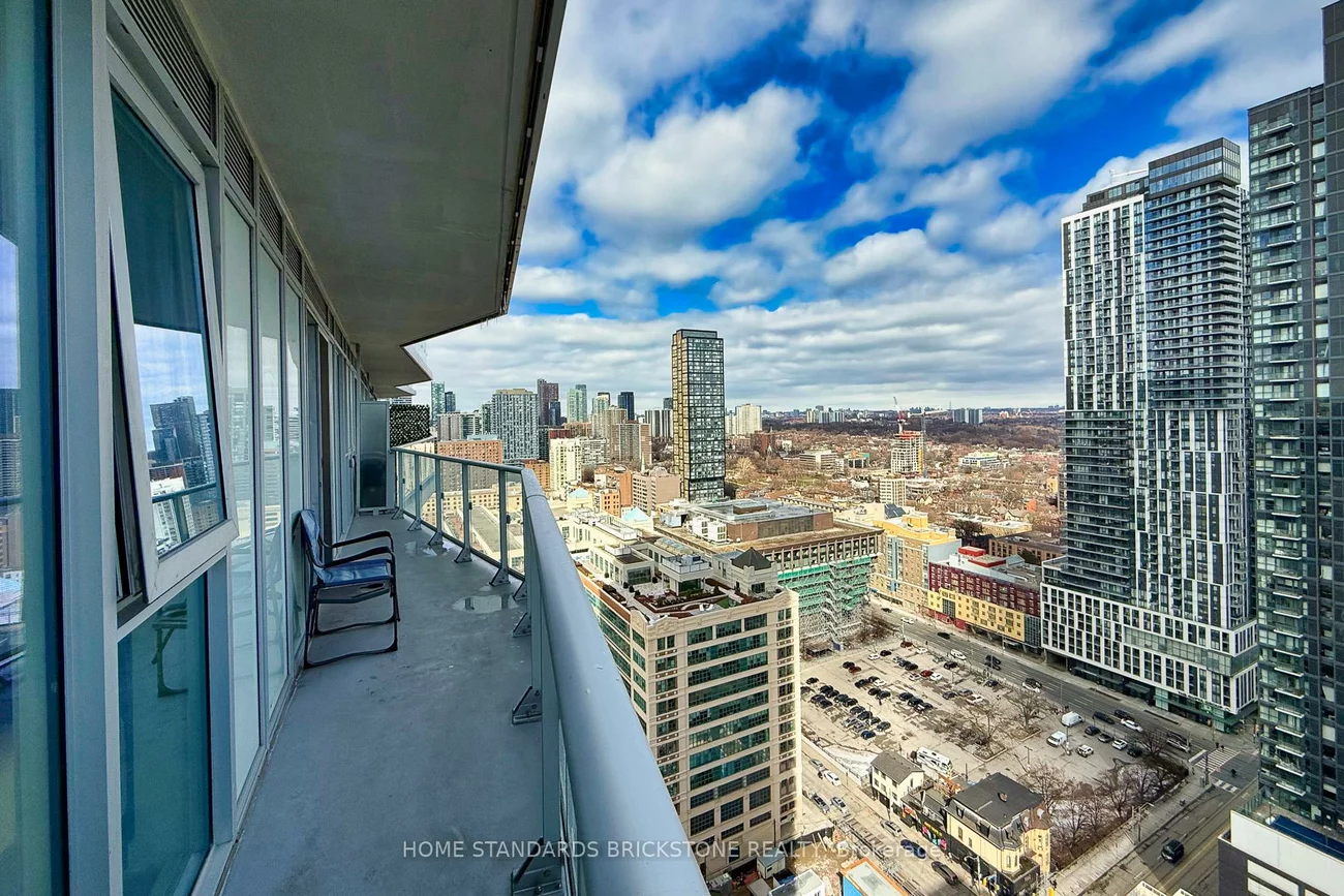 100, DALHOUSIE, Church-Yonge Corridor, Toronto