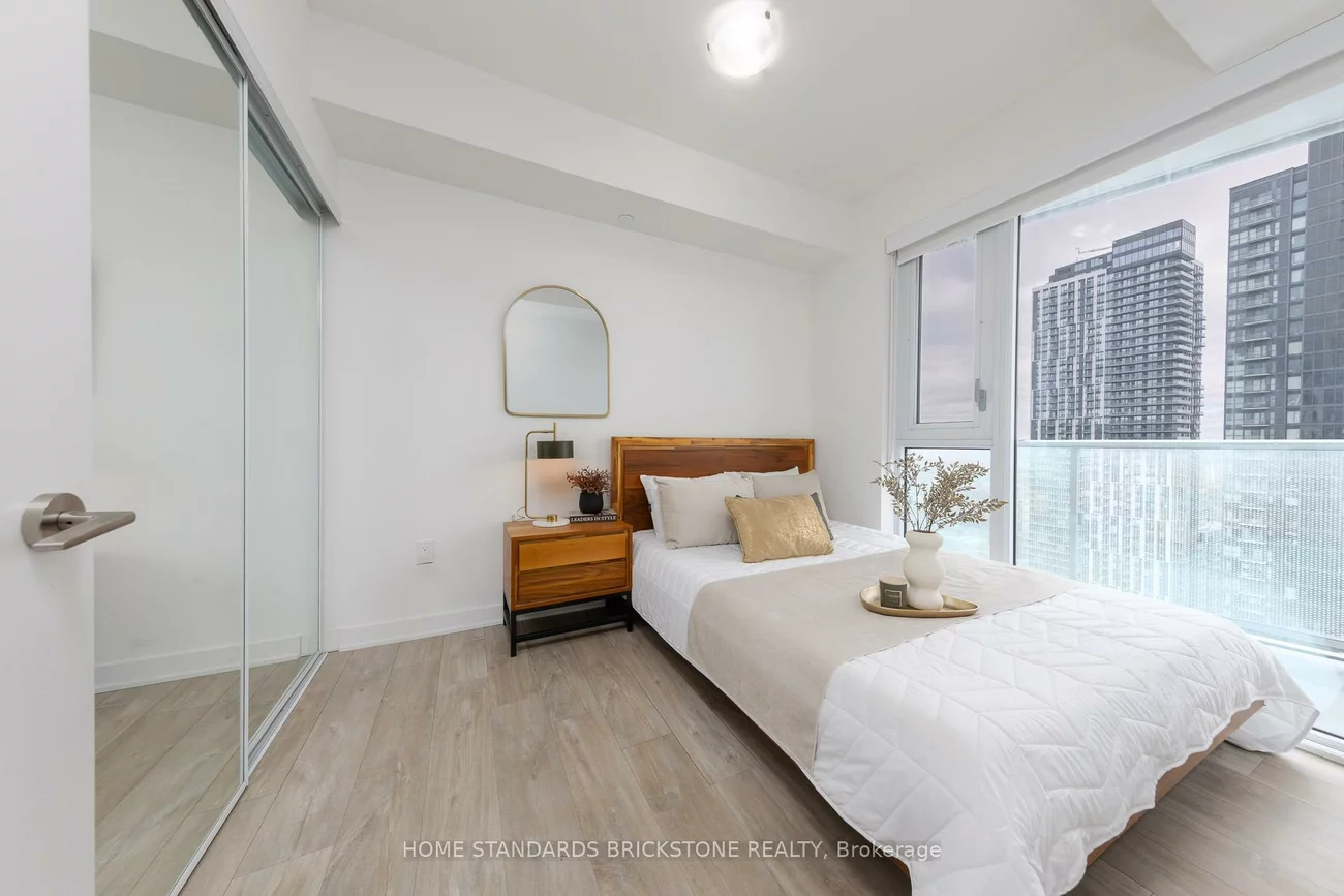 100, DALHOUSIE, Church-Yonge Corridor, Toronto