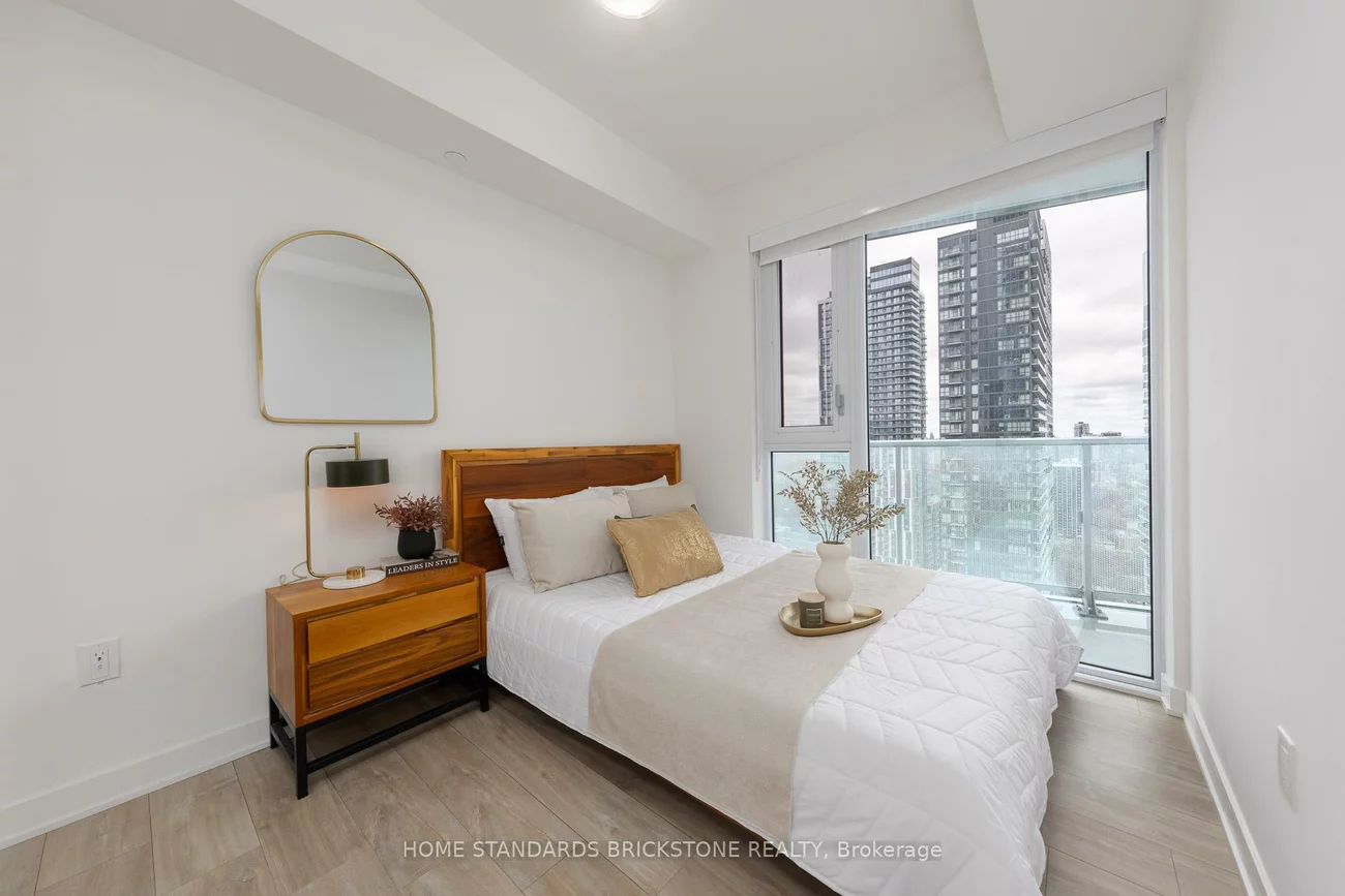 100, DALHOUSIE, Church-Yonge Corridor, Toronto