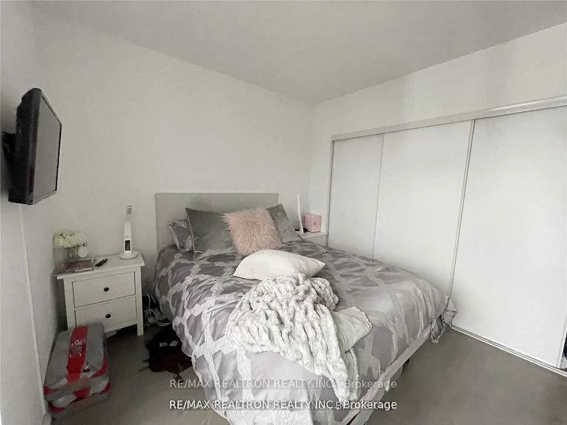 251, Jarvis, Church-Yonge Corridor, Toronto