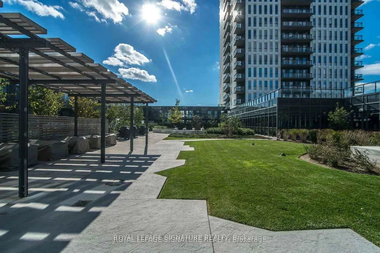 170, Sumach, Regent Park, Toronto