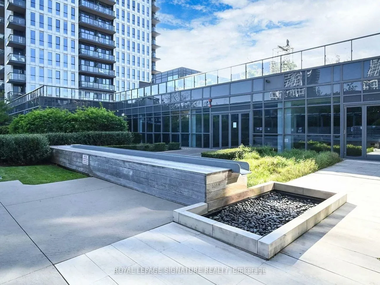 170, Sumach, Regent Park, Toronto