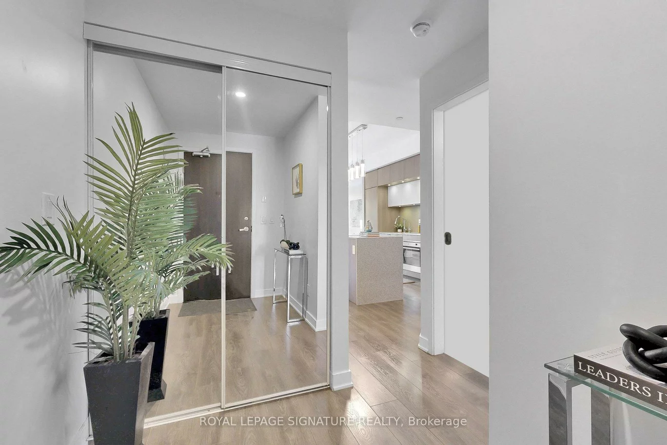170, Sumach, Regent Park, Toronto