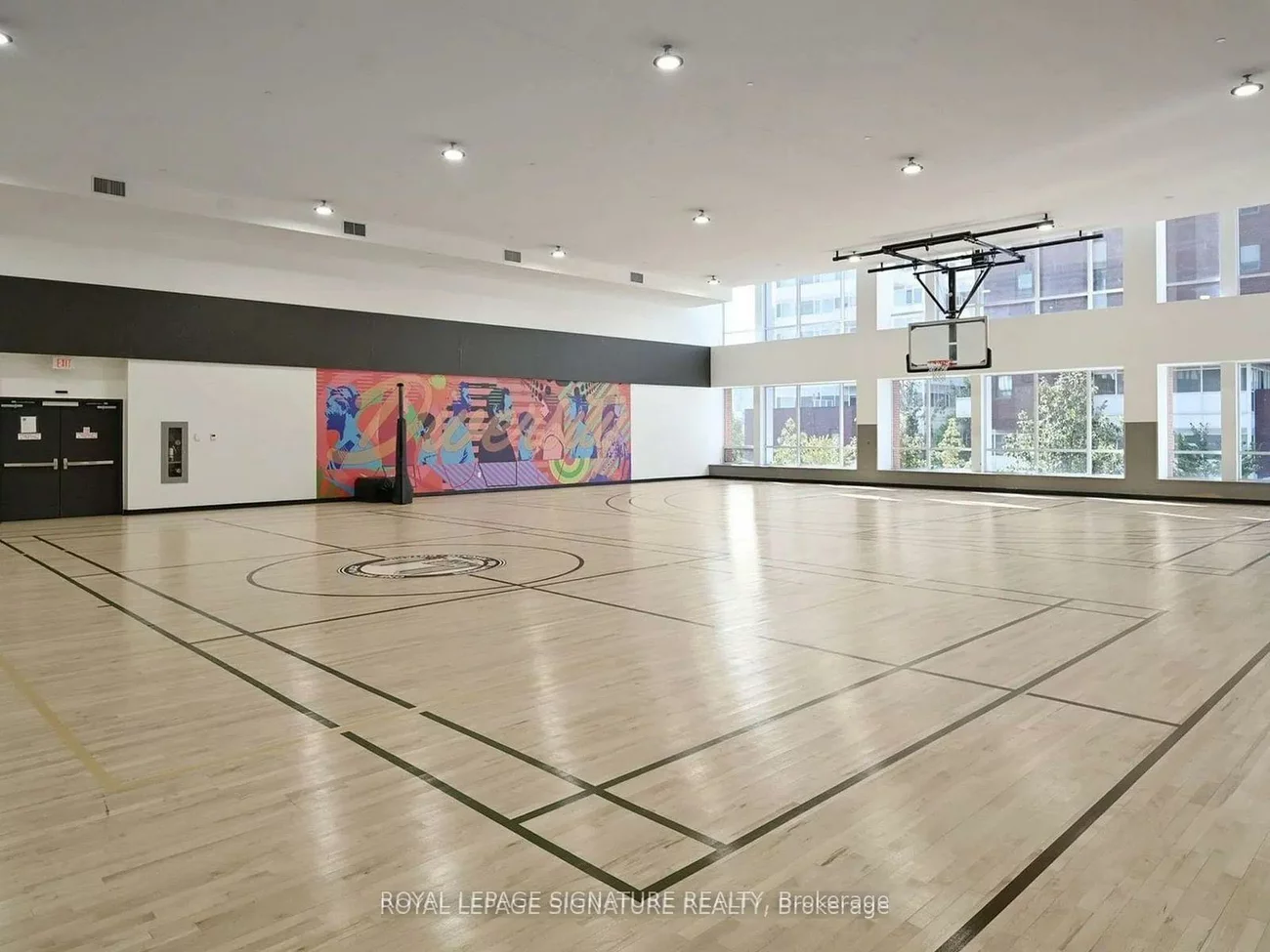 170, Sumach, Regent Park, Toronto