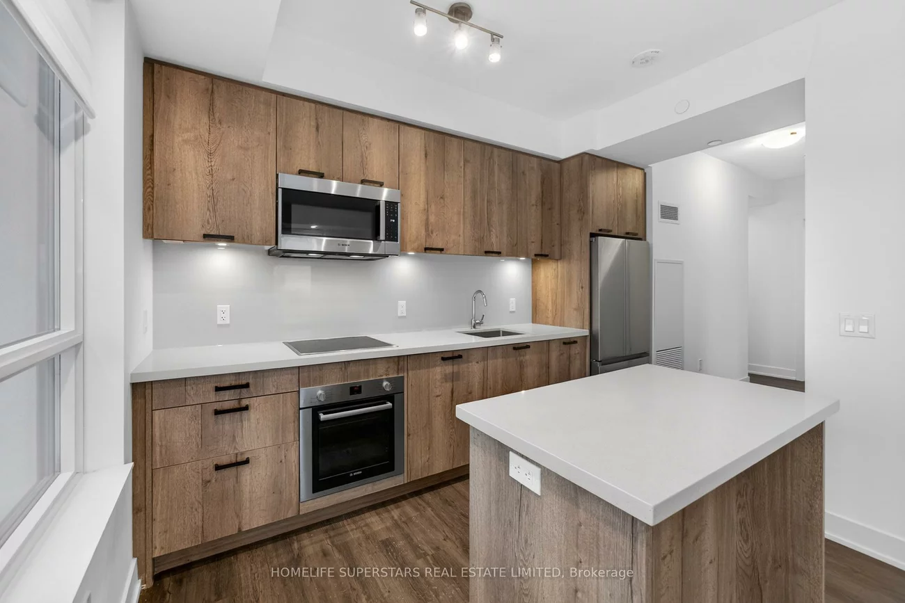 2, Teagarden, Willowdale East, Toronto