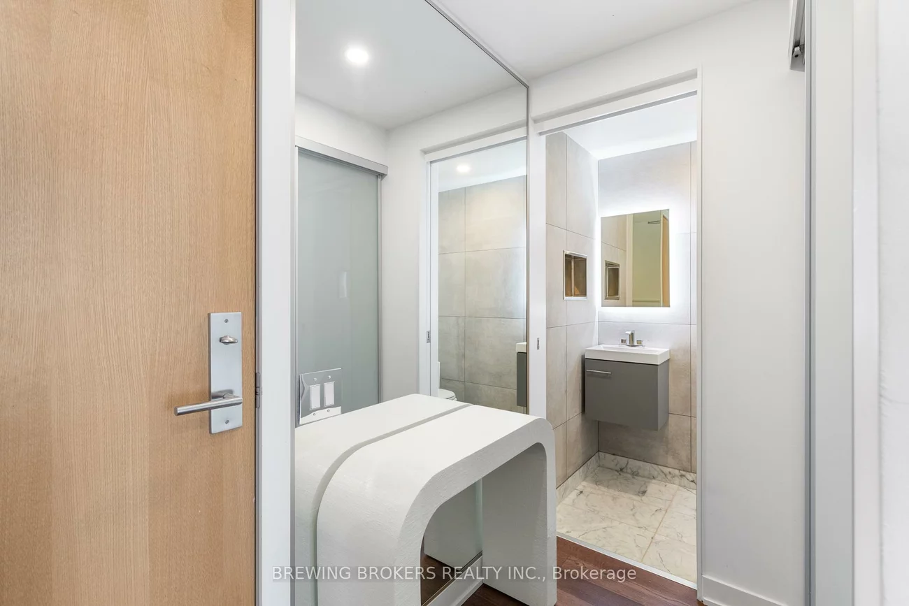 629, King St W, Waterfront Communities C1, Toronto