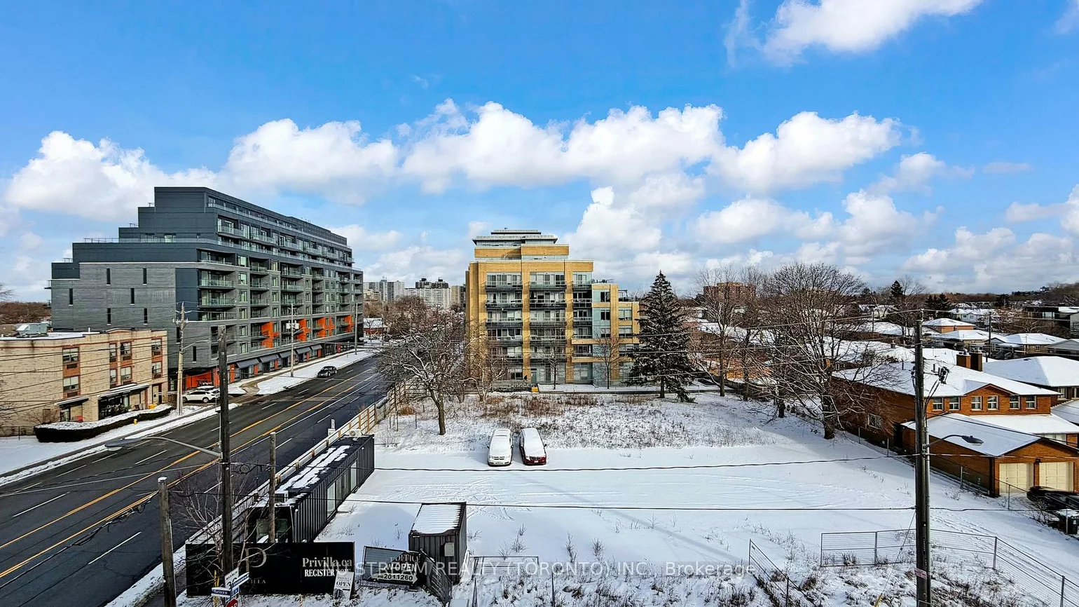 741, Sheppard, Clanton Park, Toronto