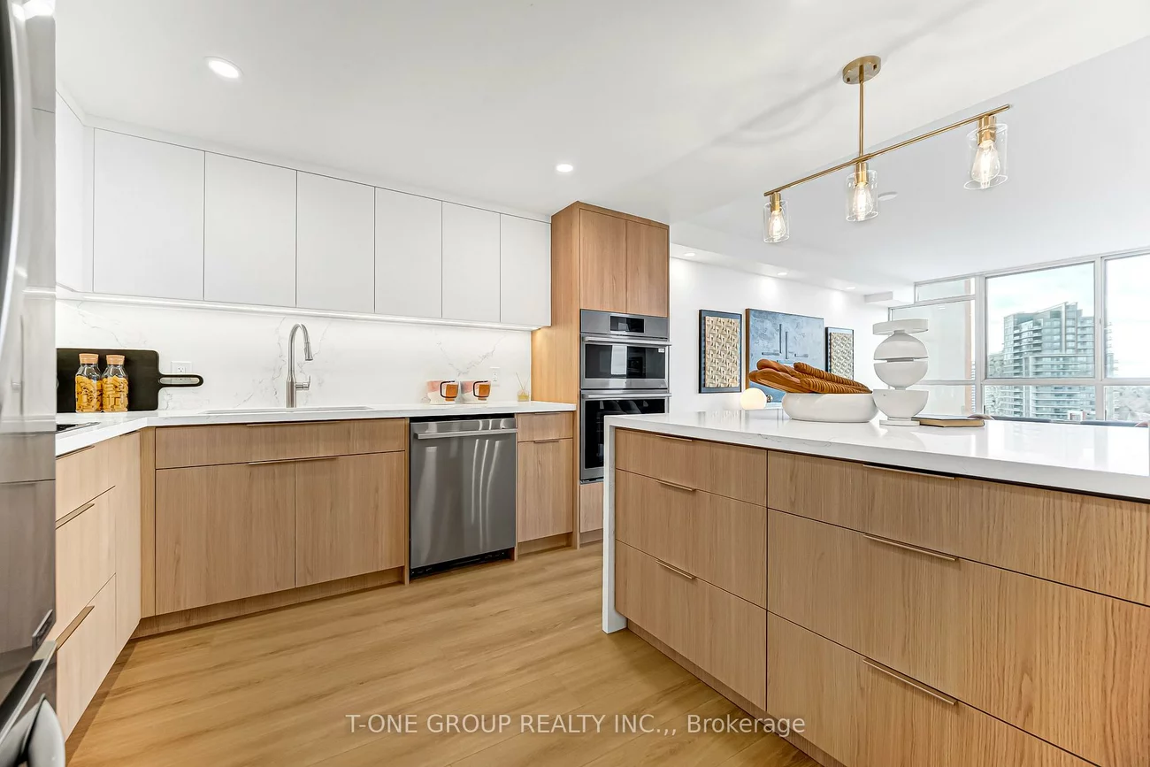 5444, Yonge, Willowdale West, Toronto