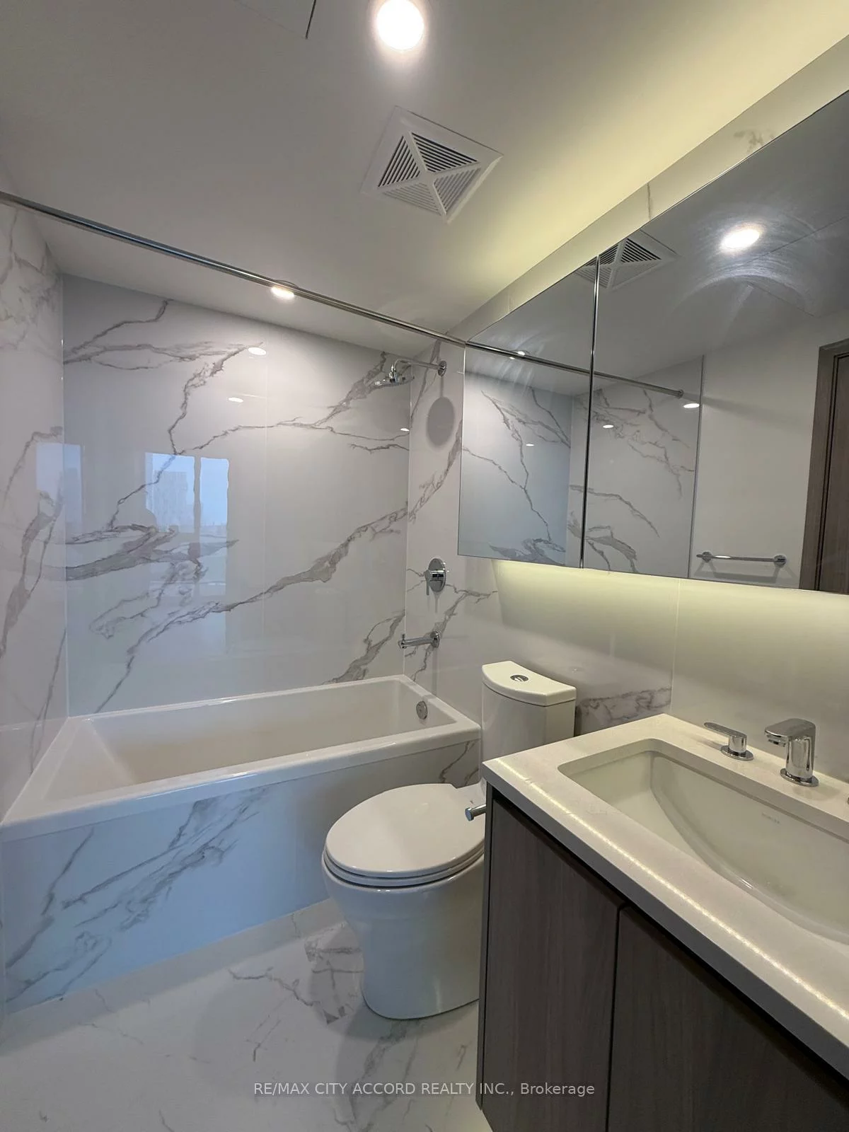 3, Concord City Place, Waterfront Communities C1, Toronto