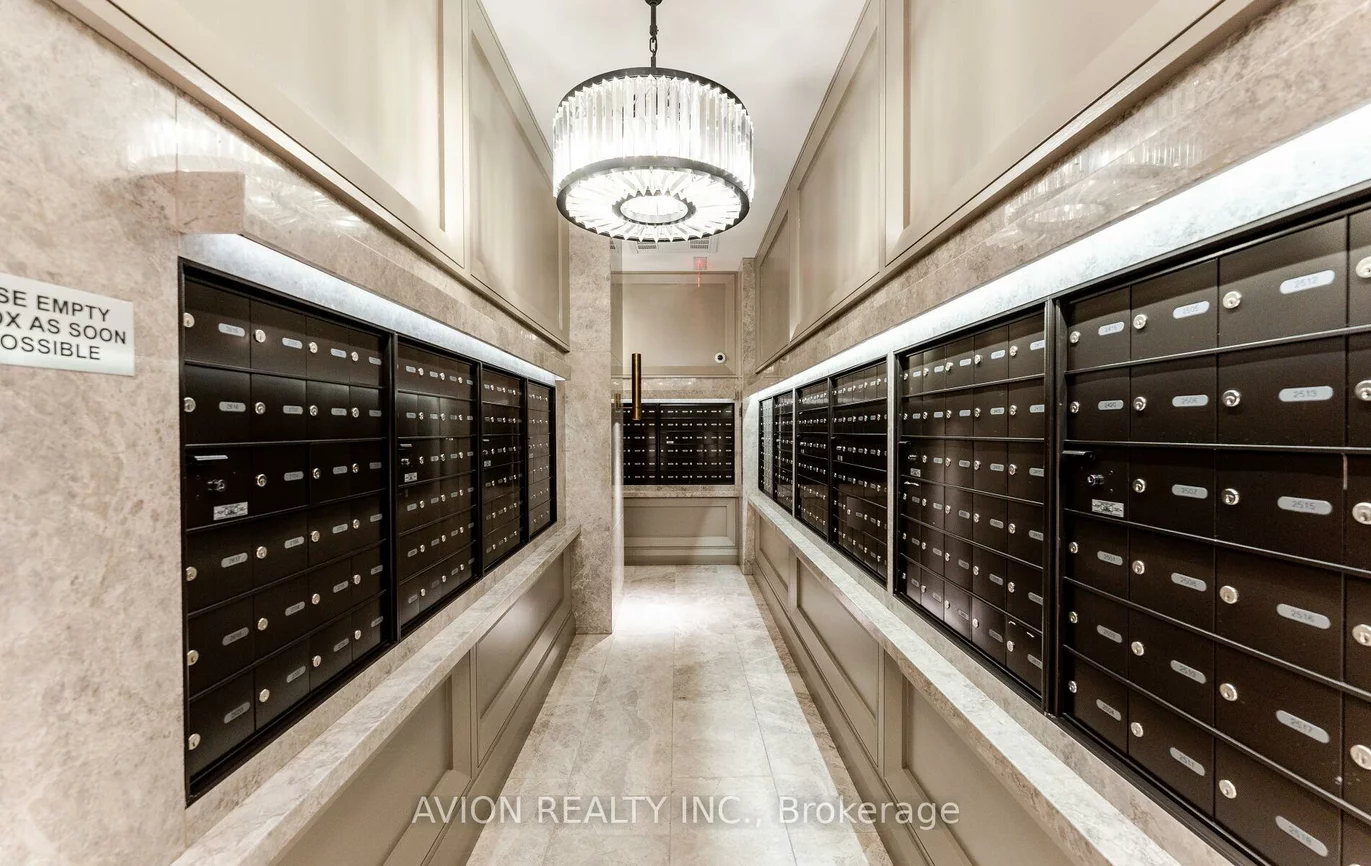 155, Yorkville, Annex, Toronto