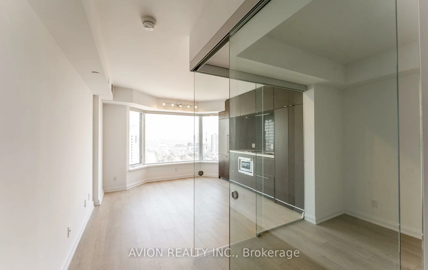 155, Yorkville, Annex, Toronto