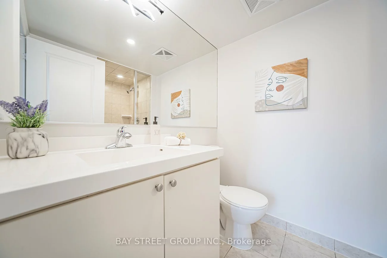 500, Doris, Willowdale East, Toronto