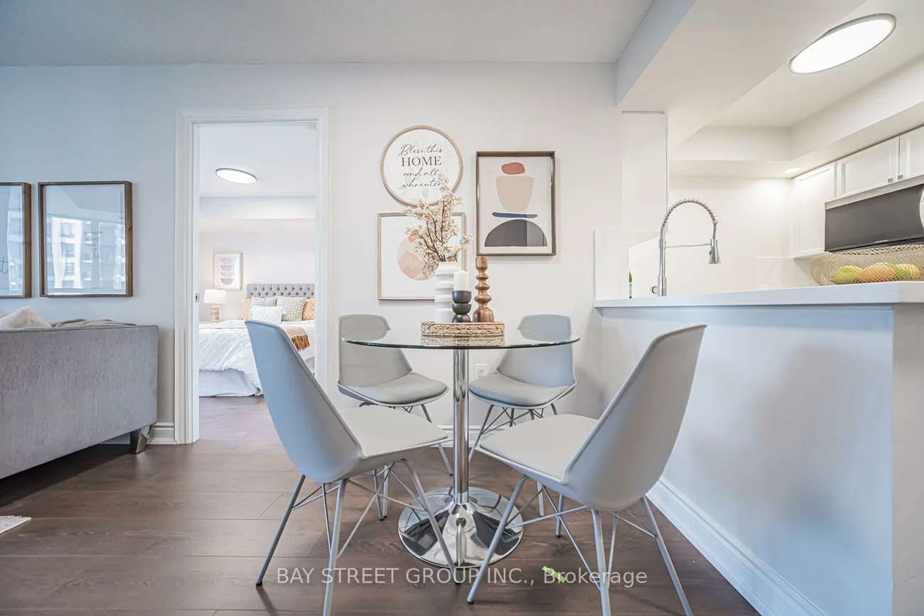 500, Doris, Willowdale East, Toronto