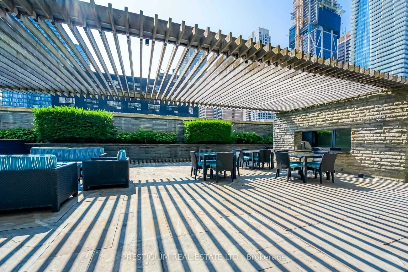 33, CHARLES, Church-Yonge Corridor, Toronto