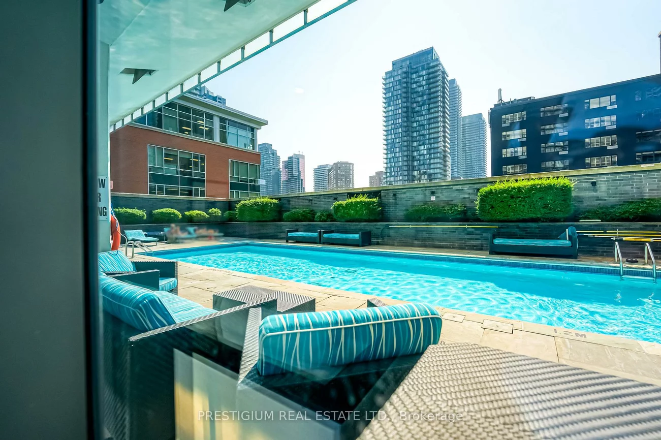 33, CHARLES, Church-Yonge Corridor, Toronto