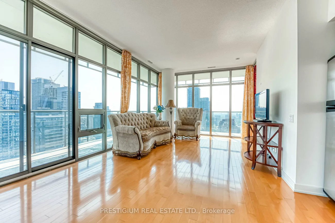 33, CHARLES, Church-Yonge Corridor, Toronto