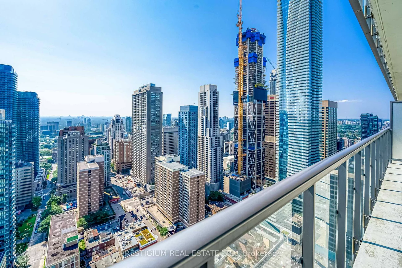 33, CHARLES, Church-Yonge Corridor, Toronto