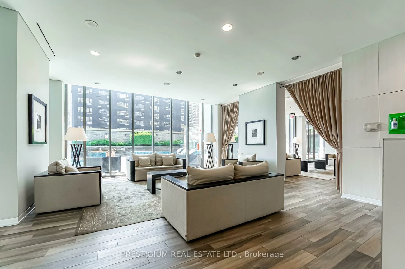 33, CHARLES, Church-Yonge Corridor, Toronto