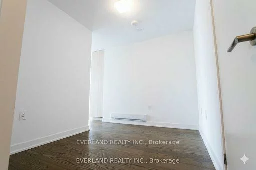 11, Wellesley, Bay Street Corridor, Toronto