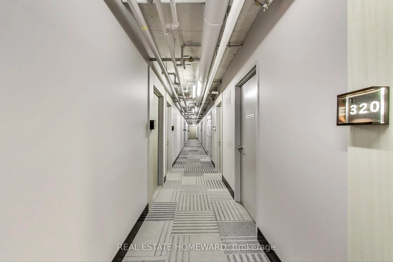 111, Bathurst, Waterfront Communities C1, Toronto