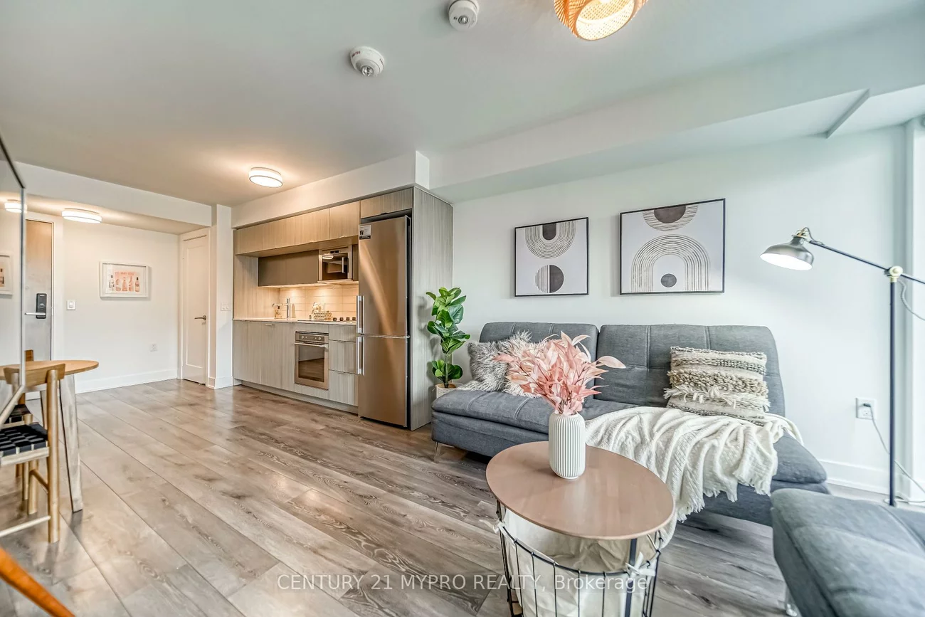 585, Bloor, North St. James Town, Toronto