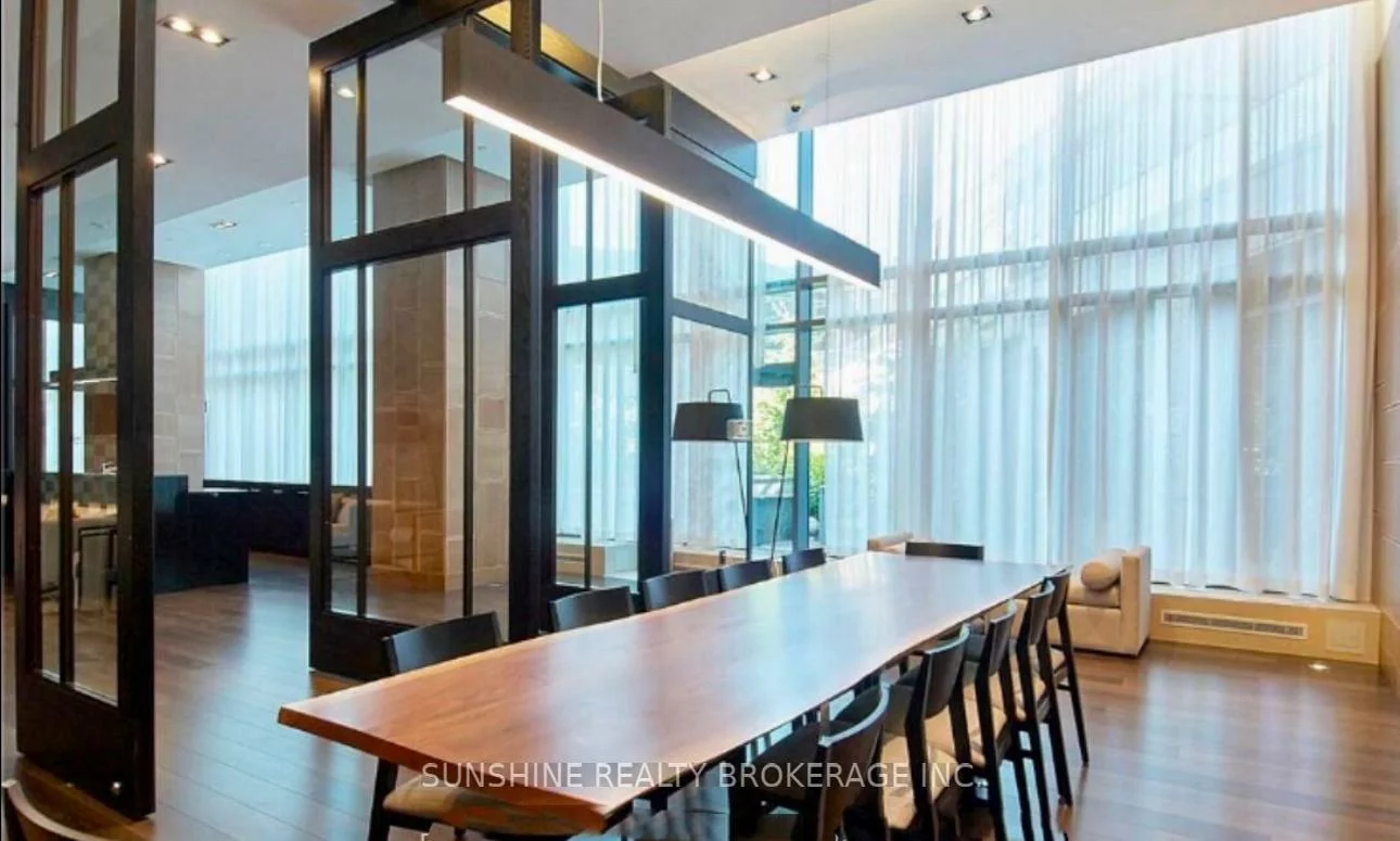 160, Vanderhoof, Thorncliffe Park, Toronto