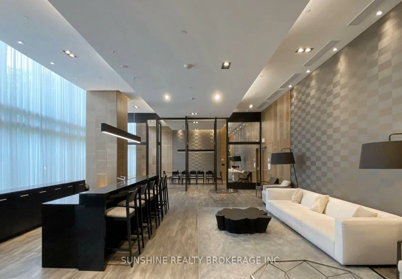 160, Vanderhoof, Thorncliffe Park, Toronto