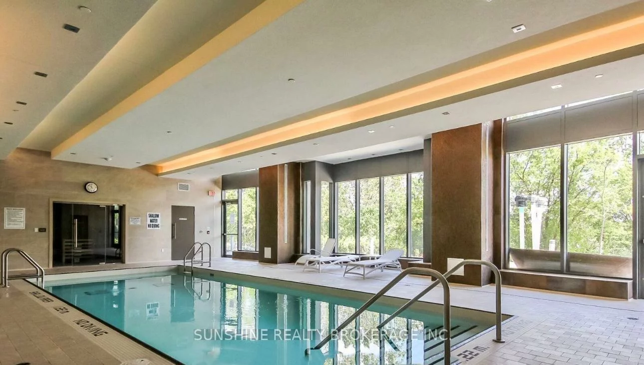 160, Vanderhoof, Thorncliffe Park, Toronto