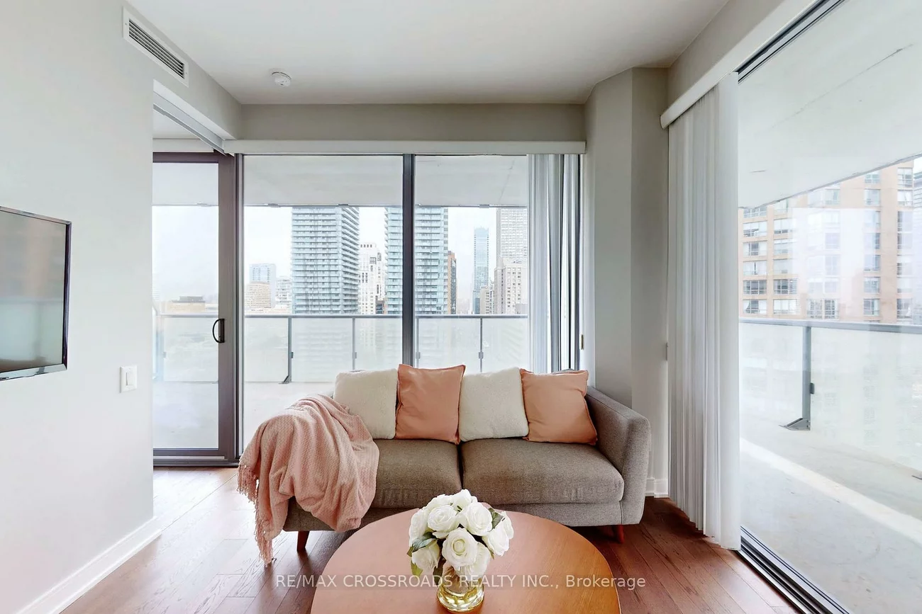 57, St  Joseph, Bay Street Corridor, Toronto