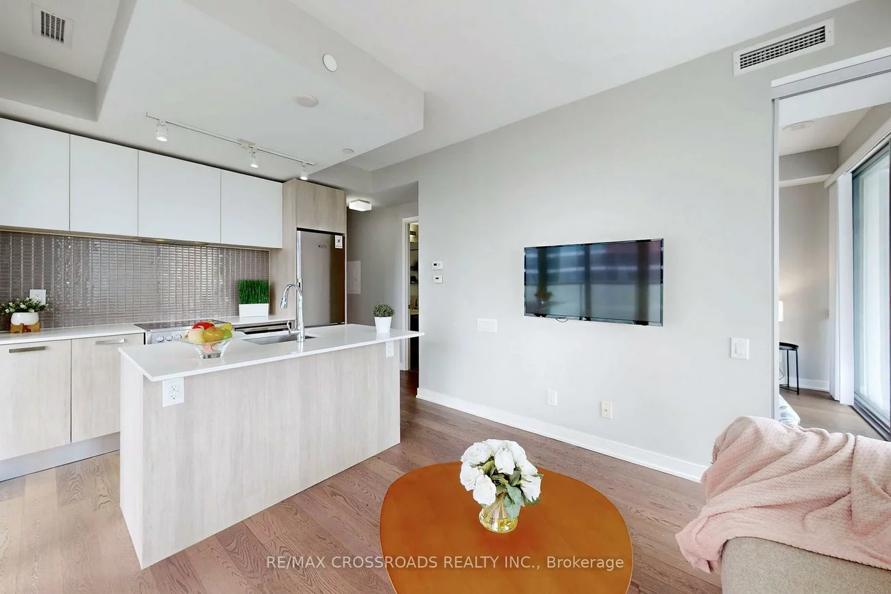 57, St  Joseph, Bay Street Corridor, Toronto