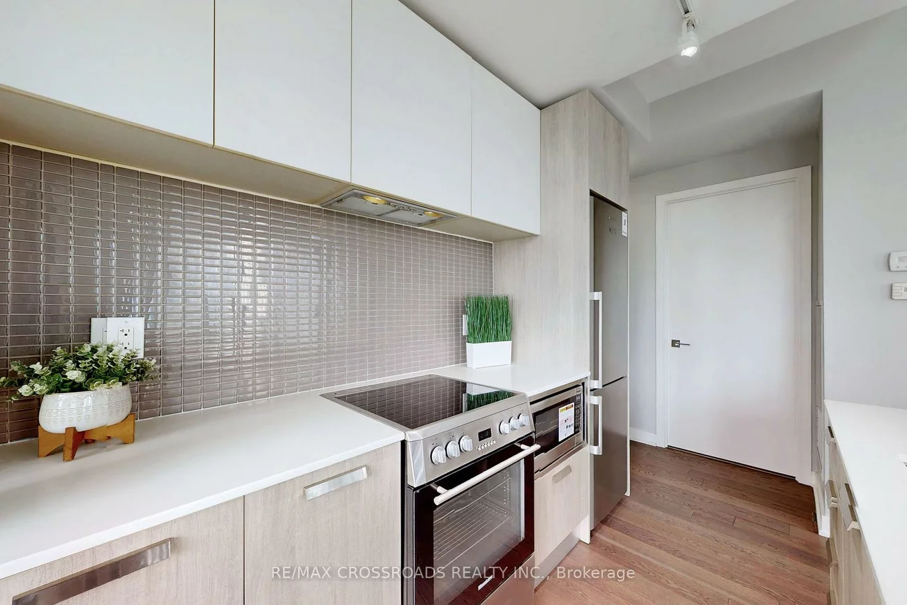 57, St  Joseph, Bay Street Corridor, Toronto