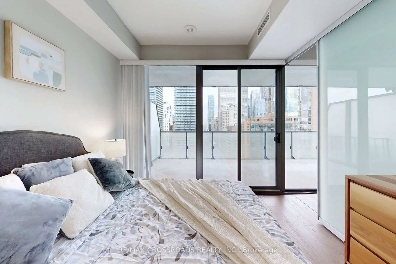 57, St  Joseph, Bay Street Corridor, Toronto